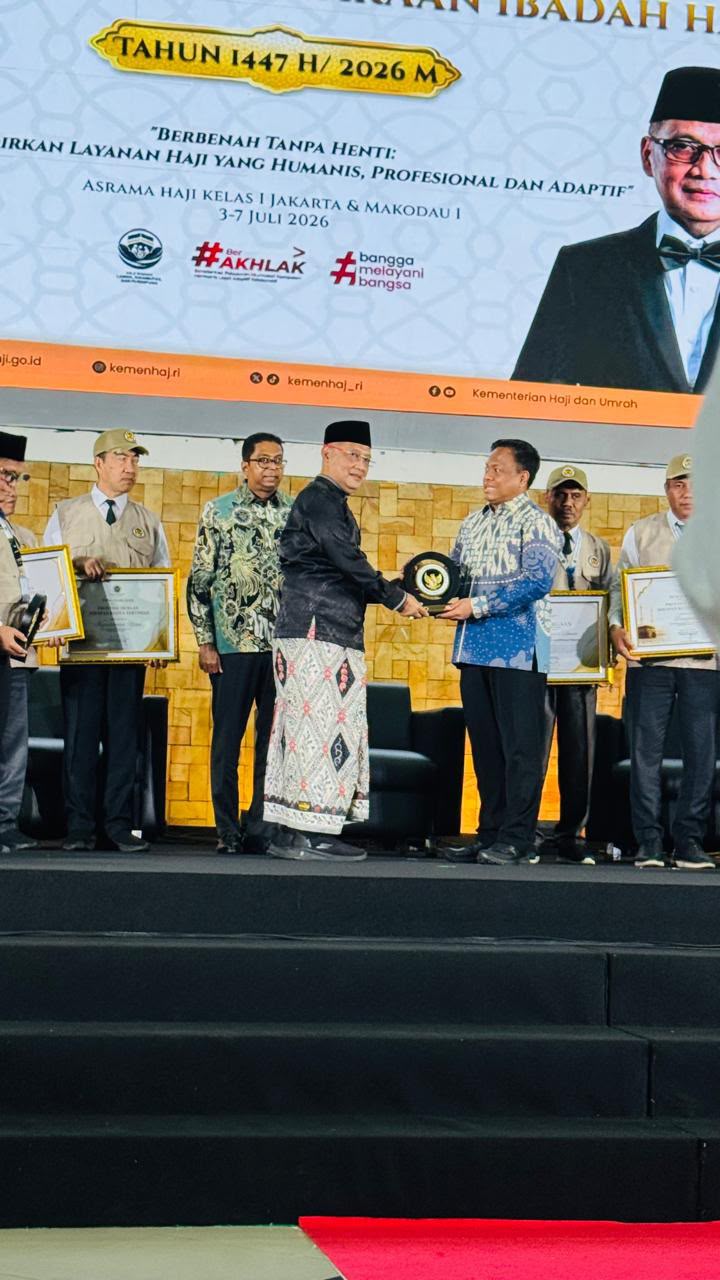 Polri Raih Penghargaan dari Kementerian Haji dan Umrah atas Dukungan Penyelenggaraan Haji 1447 H