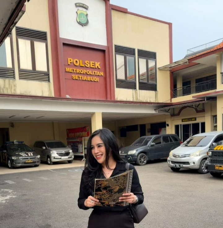 Dilaporkan atas Dugaan Penipuan dan Penggelapan, Anisa Sebut Persoalan Berawal dari Sengketa Kontrak Pengadaan Baju Training