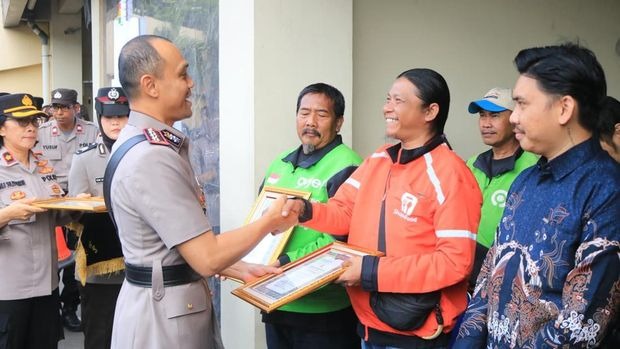 Polres Metro Bekasi Kota Perkuat Kebersamaan dengan Masyarakat